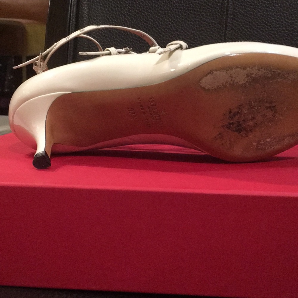 Valentino Garavani shoes 37.5 with box, EUC - Picture 3 of 8